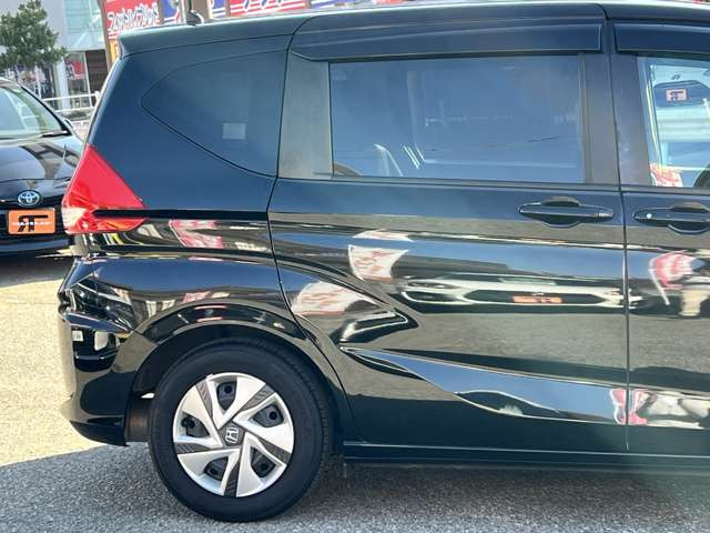 ���Ђ́A���q���܂̃j�[�Y�ɂ������o����悤�A�L�x�ȎԎ����葵���Ă���܂��B����芷���̍ۂ��A����A��낵�����肢�������܂��B