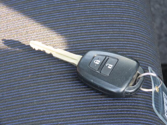 �L�[���X�L�[�G���g���[�ŎԊO����h�A�̊J���y�`���ł��l