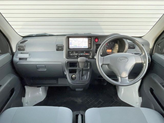 �O���[�v���݌ɐ���30,000��!!�S���̌n��X���烁�[�J�[�E�Ԏ��킸���Љ�o����̂ŁA���Ȃ��Ƀs�b�^���̂��Ԃ�������͂��ł���܂��͂��₢���킹��������