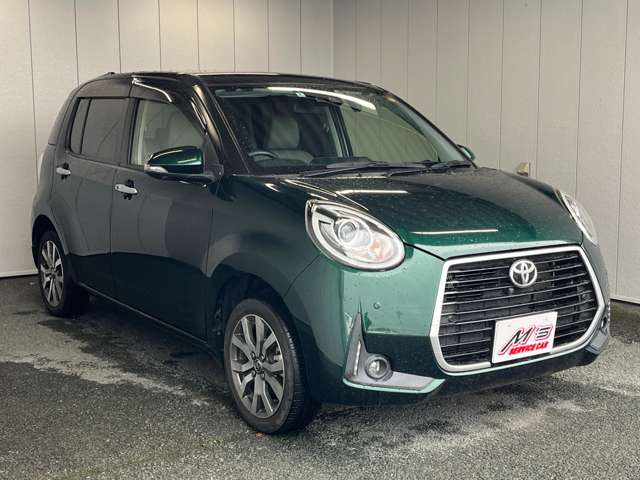 普通車は「サービスカーエムズ 本店」、軽自動車は「サービスカーエムズ 交差店」からお探し頂けます。