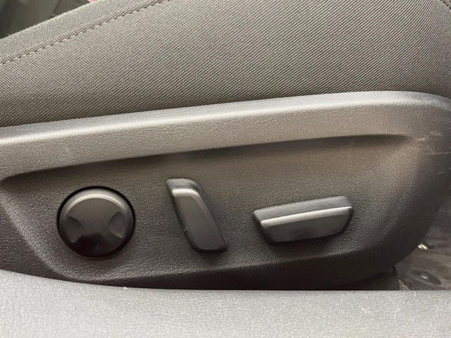 �y�p���[�V�[�g�z�X�C�b�`��ŊȒP�ɃV�[�g�̔��������\!�d��������͂�����܂���!���K�ȃV�[�g�|�W�V�����ɃZ�b�g���āA���K�ȃh���C�u�����y���݂��������B