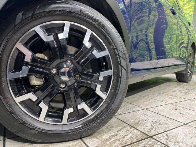 �y����16�C���`�A���~�z�C�[���z�O�ςɃ}�b�`���������A���~�z�C�[���𑕒����Ă���܂��B�e��ЊO�A���~�z�C�[����A�X�^�b�h���X�^�C�����戵�����Ă���܂��B���񂲑��k����������