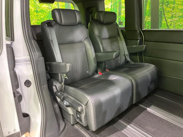 �y�n�[�t���U�[�V�[�g�z�������ƍ���S�n�𗼗������l�C�̃V�[�g���w�ʁE���ʂ̃t�@�u���b�N�f�ނ́A�ʋC���̗ǂ��⊊��ɂ����ɗD��Ă��܂��B�C���╞���ɍ��E���ꂸ���K�ɂ���肢�������܂��B