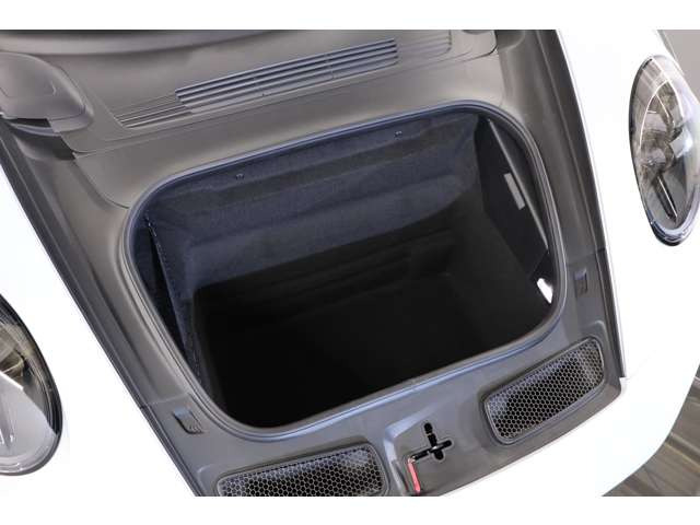 �t�����g�g�����N��GT3�Ȃ�����p�����m�ہB�w�����b�g��\�t�g�o�b�O�����[�\�ŁA�T�[�L�b�g���s���̑����ύڂɂ��Ή����܂��B