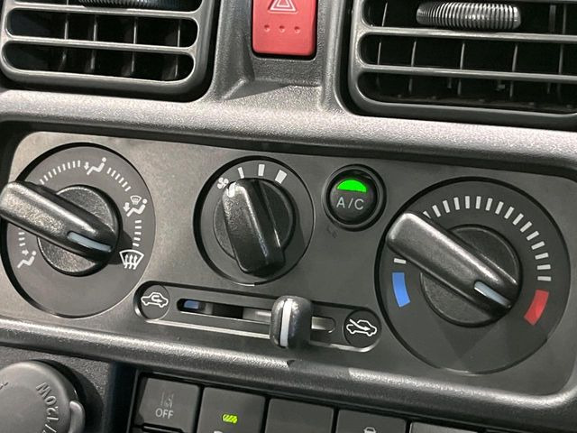 �����~�������Ă��S�Ȃɉ��K�ȋ󒲂�͂��Ă����A�_�C�������G�A�R���𑕔���