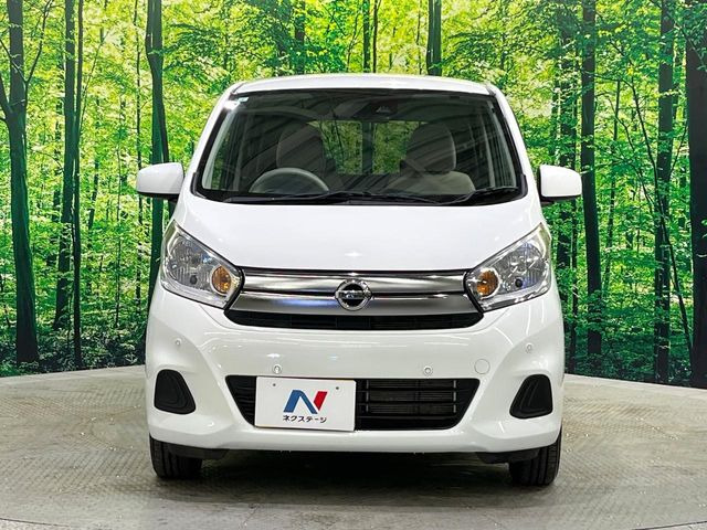 ��D�]�𒸂��Ă���܂��{�f�B�R�[�g���D�]��t���B�������x�̃K���X�疌�ŝ����͂������A�㎿�ȃc���E����������B���O����_���J�����؂Ȉ��Ԃ�ی삵�A�F�����E�򉻂�h�~�B