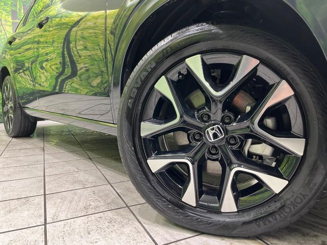 �y����18�C���`�A���~�z�C�[���z�O�ςɃ}�b�`���������A���~�z�C�[���𑕒����Ă���܂��B�e��ЊO�A���~�z�C�[����A�X�^�b�h���X�^�C�����戵�����Ă���܂��B���񂲑��k����������