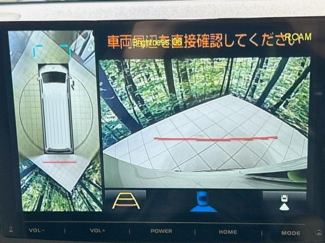 �y�p�m���~�b�N�r���[���j�^�[�z��p�̃J�����ɂ��A�ォ�猩���낵���悤�Ȏ��_��360�x�N���}�̎��͂��m�F���邱�Ƃ��ł��܂������p�������m�F���₷���A�����ꏊ�ł̐؂�Ԃ��⒓�Ԃ��X���[�Y�ɍs���܂��B