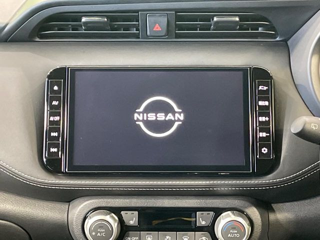 �y����9�C���`�i�r�z�l�C�̏����i�r�𑕔��B�I�[�f�B�I�@�\���[�����Ă���ABluetooth�ڑ�����΂������̃X�}�z��MP3�v���C���[�̉��y���Đ��\!�����̉^�]������Ɋy�����Ȃ�܂�!!