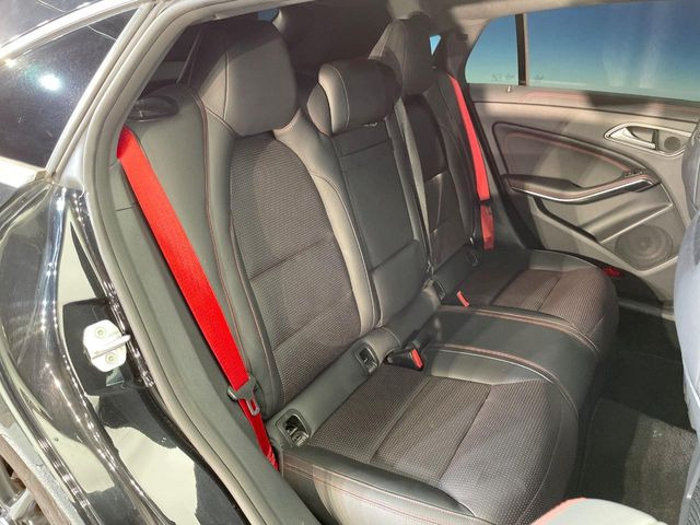 ���㕔���Ȃ��C�ɂȂ�悤�ȃL�Y�E�����ւ��蓙�A�傫�ȃ_���[�W�͂Ȃ��A�ǍD�ȏ�Ԃł��B