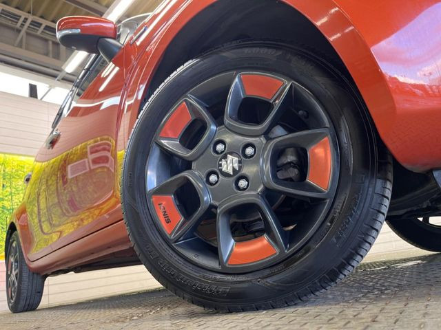 �y����16�C���`�A���~�z�C�[���z�O�ςɃ}�b�`���������A���~�z�C�[���𑕒����Ă���܂��B�e��ЊO�A���~�z�C�[����A�X�^�b�h���X�^�C�����戵�����Ă���܂��B���񂲑��k����������