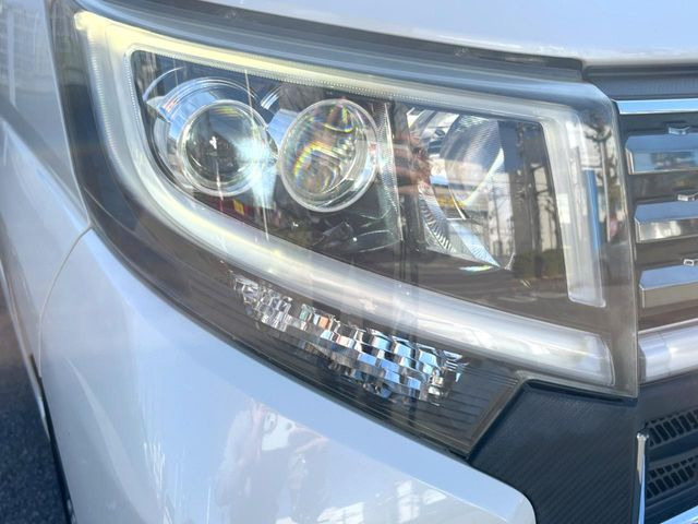 �yHID�w�b�h���C�g�z���ɖ��邭�O�����Ƃ炵�Ă����̂ŁA���V����Ԃ̑��s�������E�ǍD�ň��S���Ă���肢�������܂��B