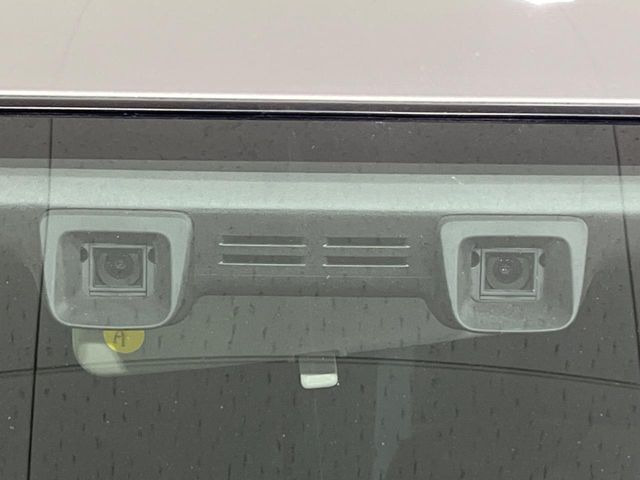 �y�X�Y�L �Z�[�t�e�B�T�|�[�g�z���s���ɑO���̎ԗ�����F�����A�Փ˂������Ȏ��͌x��ƃu���[�L�ŏՓˉ���Ɣ�Q�y�����A�V�X�g�B�����S�Ƀh���C�u�����y���݂��������܂��B