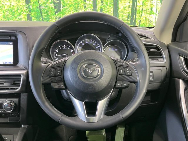 �y�����v�����X�e�A�����O�z�㎿�Ȋv���g�p���邱�ƂŁA��ɂ����������݂ƂĂ��^�]���₷���n���h���ł���