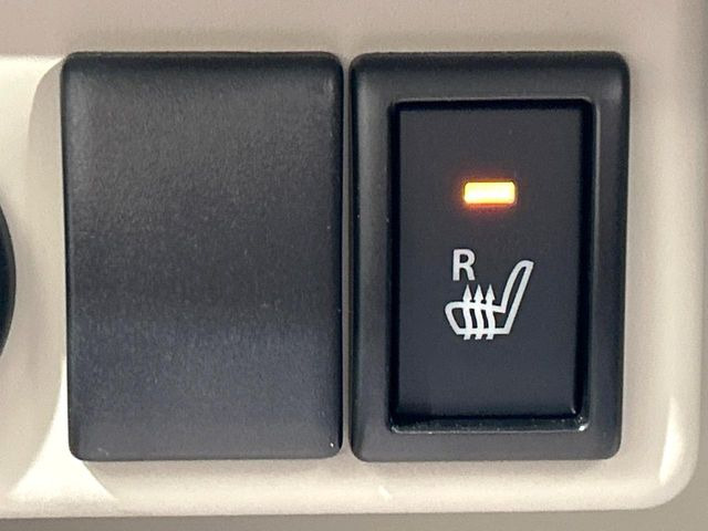 �y�V�[�g�q�[�^�[�z�������ɏd�󂷂�V�[�g�q�[�^�[!�G�A�R����葁�����܂��Ă����̂Ŋ�����̐l�����S�ł��ˁ�G�A�R���̉����͊������邩����A�Ƃ������ɂ����������߂ł��B