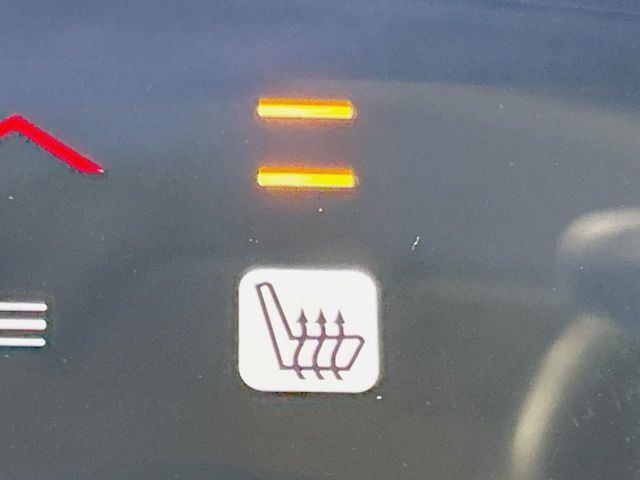 �y�V�[�g�q�[�^�[�z�������ɏd�󂷂�V�[�g�q�[�^�[!�G�A�R����葁�����܂��Ă����̂Ŋ�����̐l�����S�ł��ˁ�G�A�R���̉����͊������邩����A�Ƃ������ɂ����������߂ł��B