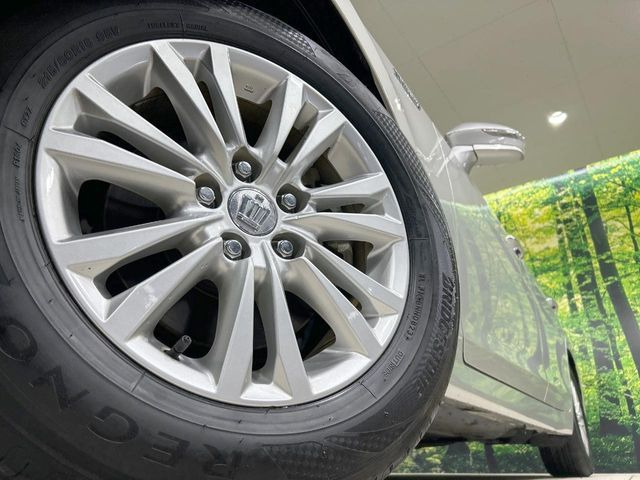 �y����16�C���`�A���~�z�C�[���z�O�ςɃ}�b�`���������A���~�z�C�[���𑕒����Ă���܂��B�e��ЊO�A���~�z�C�[����A�X�^�b�h���X�^�C�����戵�����Ă���܂��B���񂲑��k����������