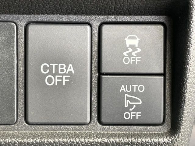 �y�V�e�B�u���[�L�A�N�e�B�u�V�X�e���z���s���ɑO���̎ԗ�����F�����A�Փ˂������Ȏ��͌x��ƃu���[�L�ŏՓˉ���Ɣ�Q�y�����A�V�X�g�B�����S�Ƀh���C�u�����y���݂��������܂��B