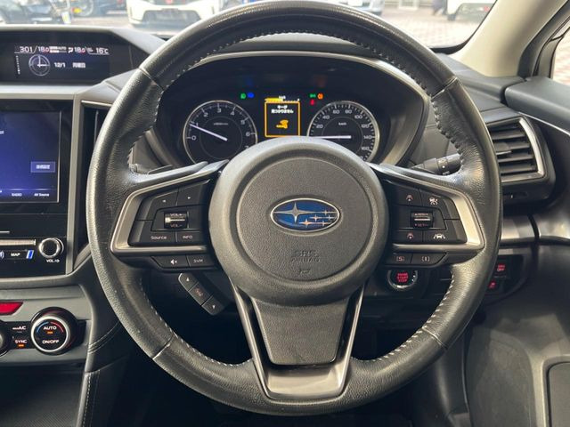 �y�����v�����X�e�A�����O�z�㎿�Ȋv���g�p���邱�ƂŁA��ɂ����������݂ƂĂ��^�]���₷���n���h���ł���