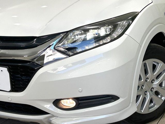 �yLED�w�b�h���C�g�z���V����ԑ��s�����ǍD�Ȏ��E���m�ۂ����S���ĉ^�]�ł��鍂�P�xLED�w�b�h���C�g�𑕔�!�_�����x�������A����d�͂��}�����Ă��܂��B