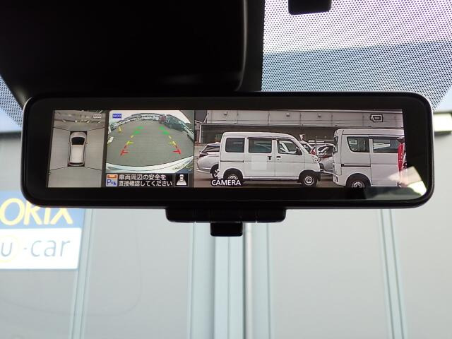 �o�b�N�J�����������Ă���܂��B���Ԏ��ɑ�ϖ��ɗ����܂�������Ԃ����ȕ��ɂ��֗��@�\�ł���