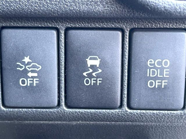 �y�X�}�[�g�A�V�X�g�z���s���ɑO���̎ԗ�����F�����A�Փ˂������Ȏ��͌x��ƃu���[�L�ŏՓˉ���Ɣ�Q�y�����A�V�X�g�B�����S�Ƀh���C�u�����y���݂��������܂��B