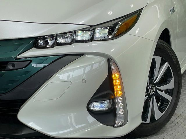 �yLED�w�b�h���C�g�z���V����ԑ��s�����ǍD�Ȏ��E���m�ۂ����S���ĉ^�]�ł��鍂�P�xLED�w�b�h���C�g�𑕔�!�_�����x�������A����d�͂��}�����Ă��܂��B