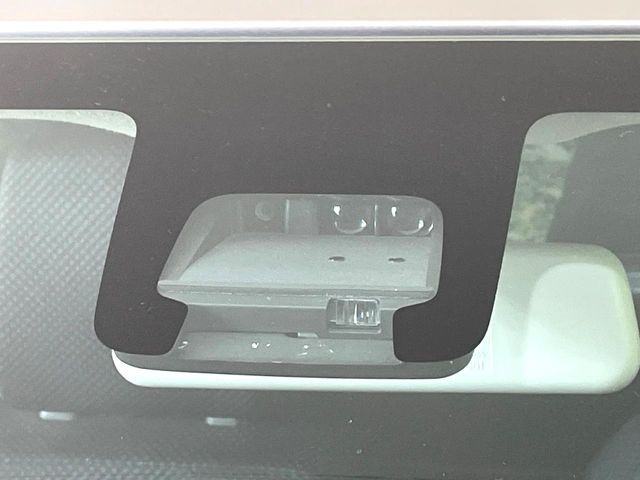 �y�X�Y�L �Z�[�t�e�B�T�|�[�g�z���s���ɑO���̎ԗ�����F�����A�Փ˂������Ȏ��͌x��ƃu���[�L�ŏՓˉ���Ɣ�Q�y�����A�V�X�g�B�����S�Ƀh���C�u�����y���݂��������܂��B