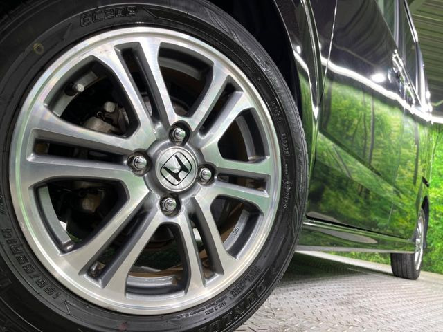 �y����14�C���`�A���~�z�C�[���z�O�ςɃ}�b�`���������A���~�z�C�[���𑕒����Ă���܂��B�e��ЊO�A���~�z�C�[����A�X�^�b�h���X�^�C�����戵�����Ă���܂��B���񂲑��k����������