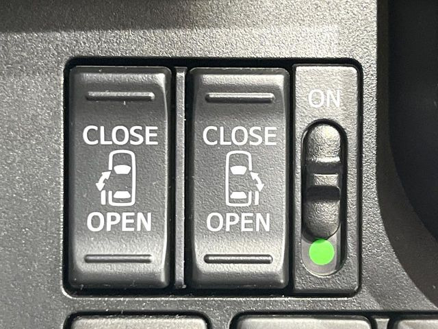 �y�����X���C�h�h�A�z���ԏ�ŗׂ̎ԂƂ̊Ԋu���������ɂ������A�X���C�h�h�A�Ȃ���S!�h�A�I�[�v������������炸�A�J�������L���̂ŏ��~�肪�Ƃ��Ă��ȒP�ł��B�傫�ȉו��̏o���������Ȃ���\��