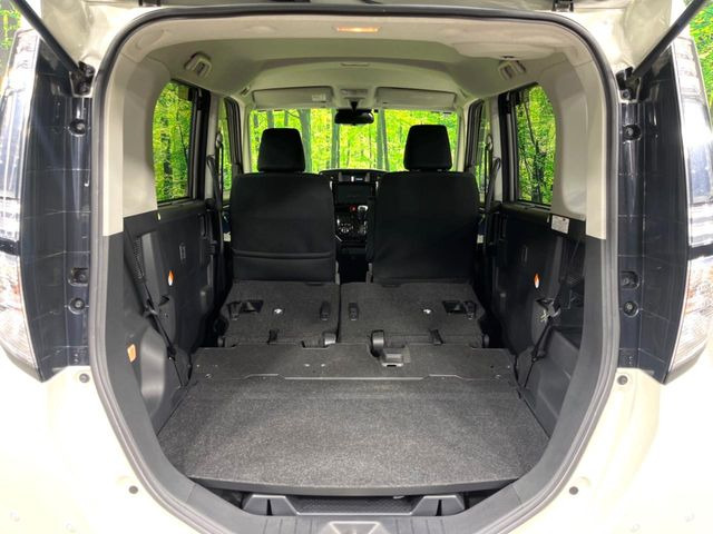 ���i�̂���������ʋ΁A���}���ɏ\���ȉ׎��X�y�[�X���m�ۂ��Ă���܂��B�Z�J���h�V�[�g��|���ƁA�傫�ȉו��̐ύڂ��\�ł���