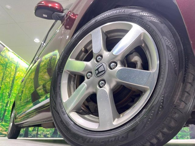 �y����14�C���`�A���~�z�C�[���z�O�ςɃ}�b�`���������A���~�z�C�[���𑕒����Ă���܂��B�e��ЊO�A���~�z�C�[����A�X�^�b�h���X�^�C�����戵�����Ă���܂��B���񂲑��k����������