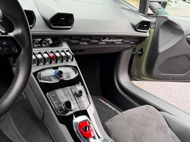 �h�����N�z���_�[(����ȃp�l���J��)&�����{���M�[�j�o�b�`�B