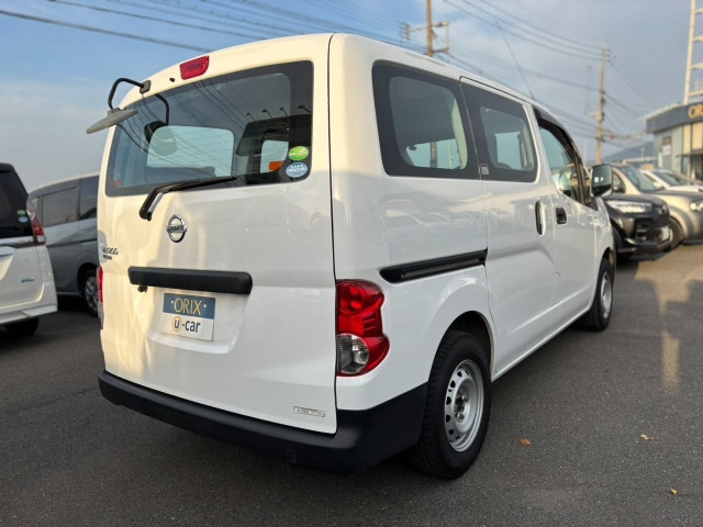 NV200バネットバン1.6 DX