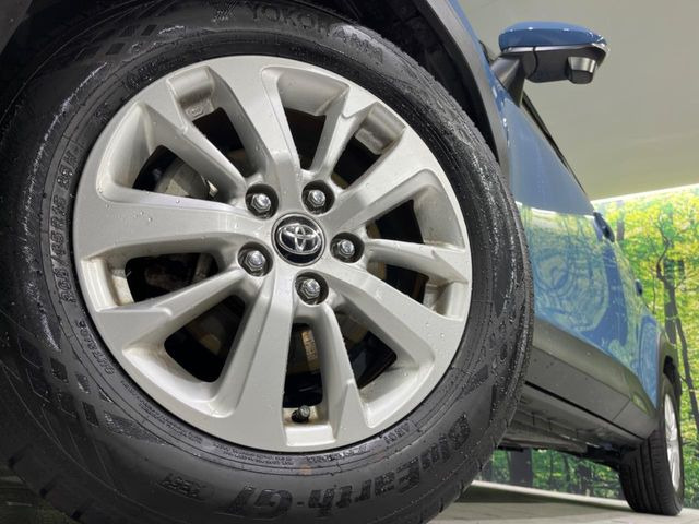 �y����16�C���`�A���~�z�C�[���z�O�ςɃ}�b�`���������A���~�z�C�[���𑕒����Ă���܂��B�e��ЊO�A���~�z�C�[����A�X�^�b�h���X�^�C�����戵�����Ă���܂��B���񂲑��k����������