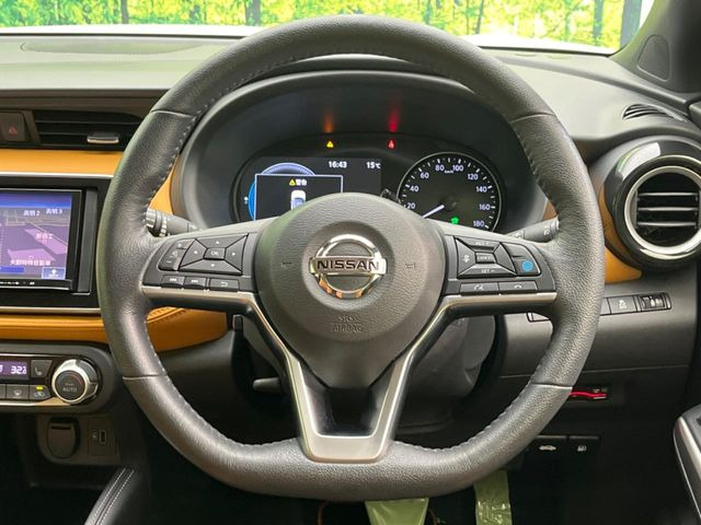 �y�����v�����X�e�A�����O�z�㎿�Ȋv���g�p���邱�ƂŁA��ɂ����������݂ƂĂ��^�]���₷���n���h���ł���