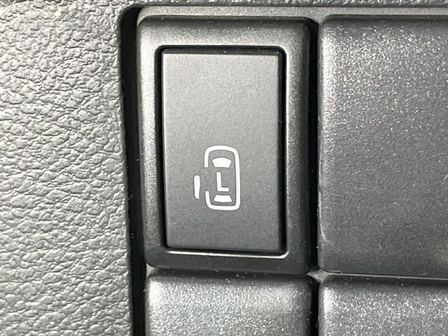 �y�p���[�X���C�h�h�A�z�X�}�[�g�L�[��^�]�Ȃ̃X�C�b�`�ŃX���C�h�h�A�̊J���\���d��������͂����ăh�A���J����K�v�������A���������q�l�ł��A�d���ו��������Ă��鎞�����N�ɊJ���߂ł��܂���