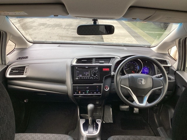 フィット1.3 13G Fパッケージ