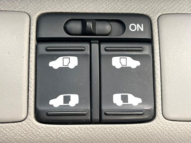 �y�����p���[�X���C�h�h�A�z�X�}�[�g�L�[��^�]�Ȃ̃X�C�b�`�Ō�ȗ����X���C�h�h�A�̊J���\���d��������͂����ăh�A���J����K�v�������A�����Ȃ��q�l�ł��ȒP�ɊJ���߂ł����K�ł���