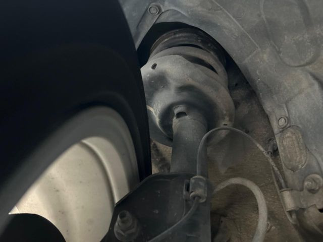 �����̗򉻗\�h�ׂ̖̈h�K���H�̎{�H�������Ă���܂��B�~��n��͂������A���ݕ��ɂ��Z���̕���A��Ń}�����E�E�B���^�[�X�|�[�c���������ɑ�ύD�]���������Ă���܂��B