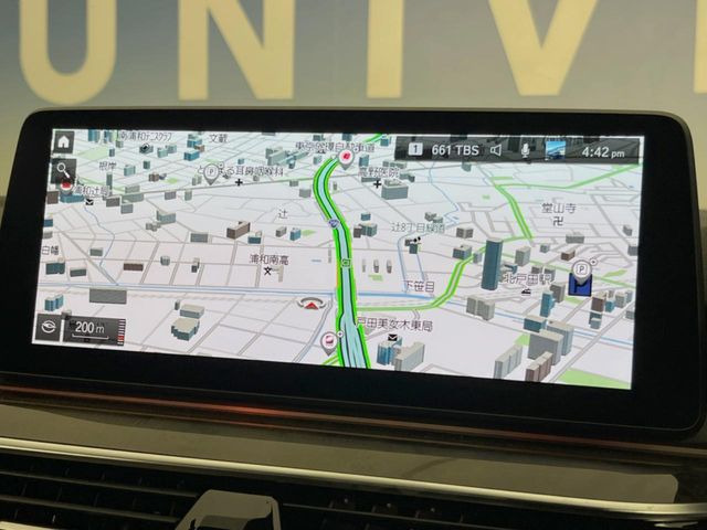 �������i�r:��̊��̂���i�r�́A����������ԓ������o���Ă���܂��B�I�[�f�B�I�@�\���[�����Ă���܂��̂ŁA�^�]�����y���߂܂���