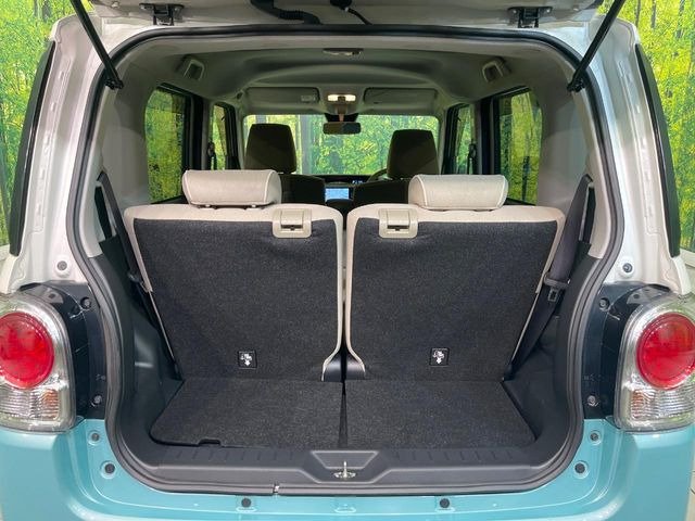 ���i�̂���������ʋ΁A���}���ɏ\���ȉ׎��X�y�[�X���m�ۂ��Ă���܂��B�Z�J���h�V�[�g��|���ƁA�傫�ȉו��̐ύڂ��\�ł���