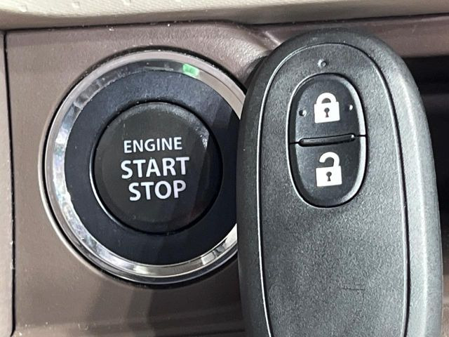 �y�C���e���W�F���g�L�[�z�J�o����|�P�b�g�ɓ��ꂽ�܂܂ł��h�A�̎{���E�������\�ȃX�}�[�g�L�[�𑕔��B�G���W���̃I���E�I�t�����J�M�����o���K�v����������Ƃ��Ă��֗��ł���