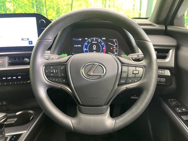 �y�����v�����X�e�A�����O�z�㎿�Ȋv���g�p���邱�ƂŁA��ɂ����������݂ƂĂ��^�]���₷���n���h���ł���