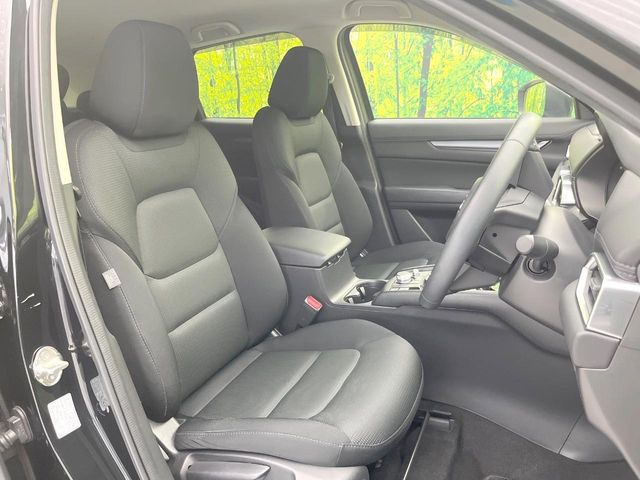 �y�n�[�t���U�[�V�[�g�z�������ƍ���S�n�𗼗������l�C�̃V�[�g���w�ʁE���ʂ̃t�@�u���b�N�f�ނ́A�ʋC���̗ǂ��⊊��ɂ����ɗD��Ă��܂��B�C���╞���ɍ��E���ꂸ���K�ɂ���肢�������܂��B