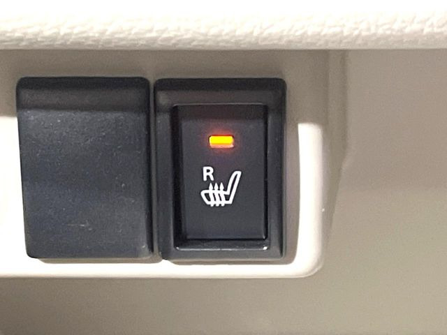 �y�V�[�g�q�[�^�[�z�������ɏd�󂷂�V�[�g�q�[�^�[!�G�A�R����葁�����܂��Ă����̂Ŋ�����̐l�����S�ł��ˁ�G�A�R���̉����͊������邩����A�Ƃ������ɂ����������߂ł��B