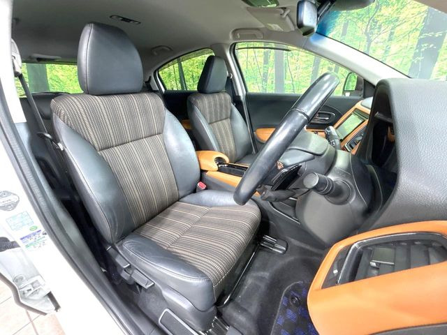 �y�n�[�t���U�[�V�[�g�z�������ƍ���S�n�𗼗������l�C�̃V�[�g���w�ʁE���ʂ̃t�@�u���b�N�f�ނ́A�ʋC���̗ǂ��⊊��ɂ����ɗD��Ă��܂��B�C���╞���ɍ��E���ꂸ���K�ɂ���肢�������܂��B