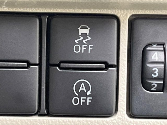 �y������h�~���u�z�ԗ��̉���������m����ƁA�����I�Ɏԗ��̐i�s������ۂ悤�Ɏԗ��𐧌䂵�܂��B�J�̓��ȂǊ���₷���H�ʏ󋵂ł����S�ȉ^�]���\�ł��B