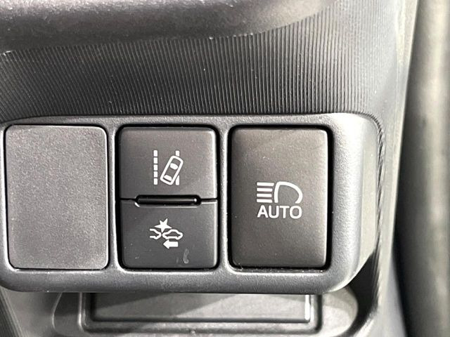 �y�g���^�Z�[�t�e�B�Z���X�z���s���ɑO���̎ԗ�����F�����A�Փ˂������Ȏ��͌x��ƃu���[�L�ŏՓˉ���Ɣ�Q�y�����A�V�X�g�B�����S�Ƀh���C�u�����y���݂��������܂��B