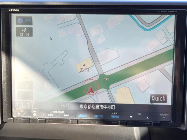 �y�����i�r�z�l�C�̏����i�r�𑕔����Ă���܂��B�i�r�̎g���₷���͂������A�I�[�f�B�I�@�\���[��!�L�����v�◷�s�͂������A�ʋ΂┃�����ȂǕ��i�̃h���C�u���y�����Ȃ�͂���